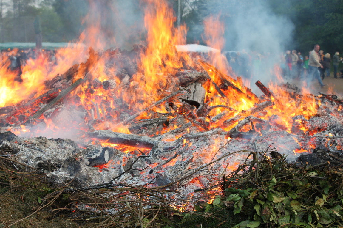 osterfeuer 22 20140419 2004939807